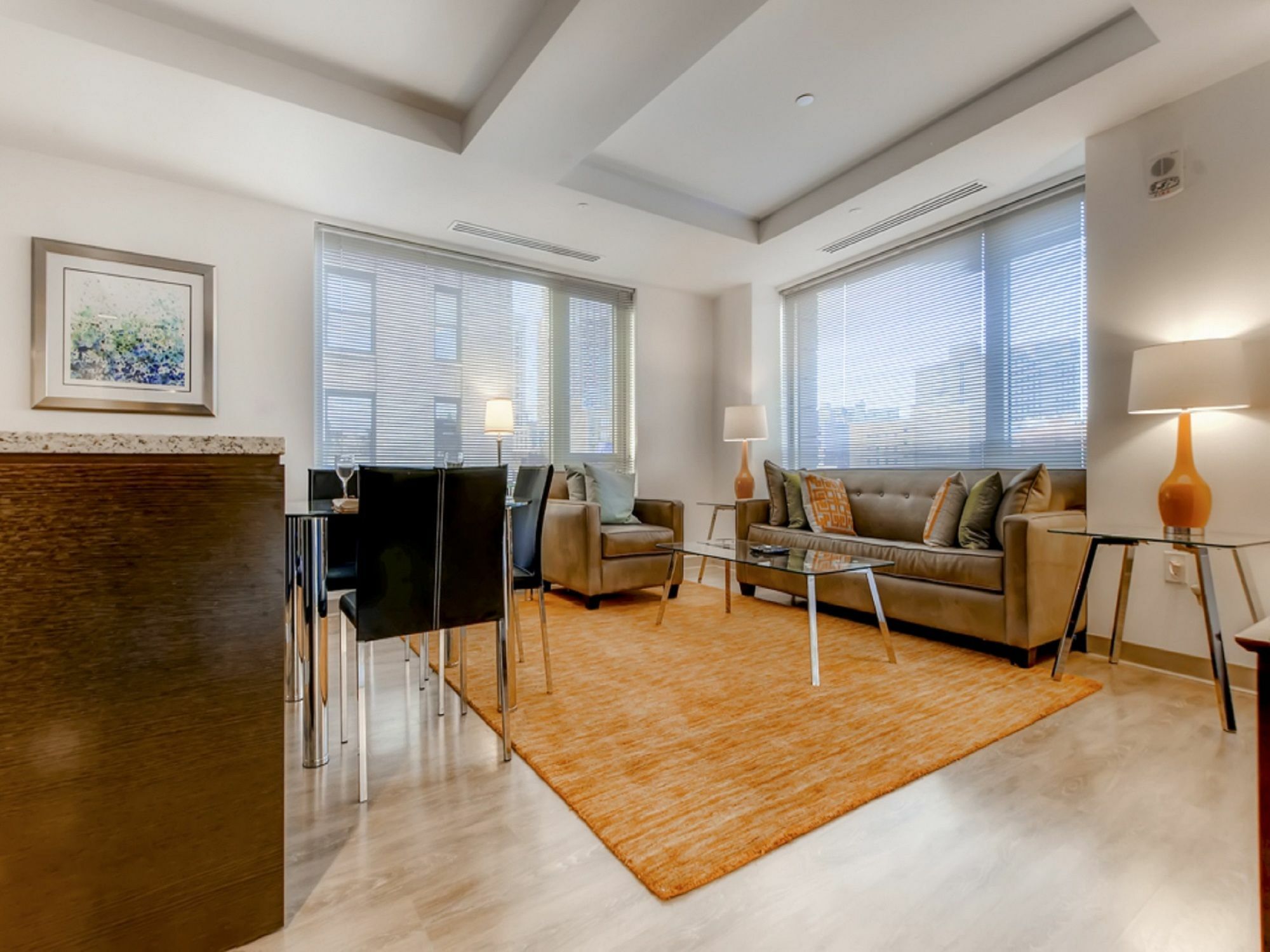 Global Luxury Suites At The Commonwealth Бостон Экстерьер фото